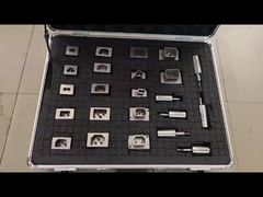 기기 결합 장치에 대한 끌어당기 힘 시험 기기